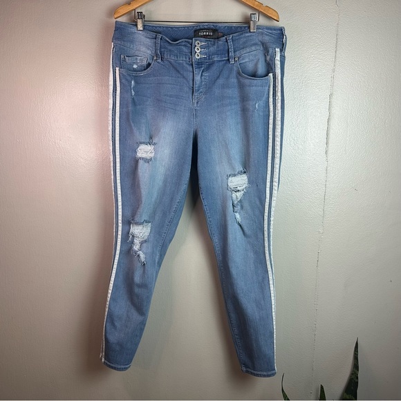 Torrid Side Stripe Jegging Premium Stretch Light Wash Jeans Sz20R - Picture 3 of 11